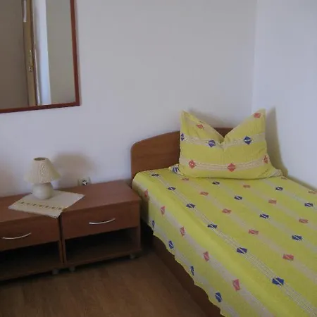 & Tereza Vodice